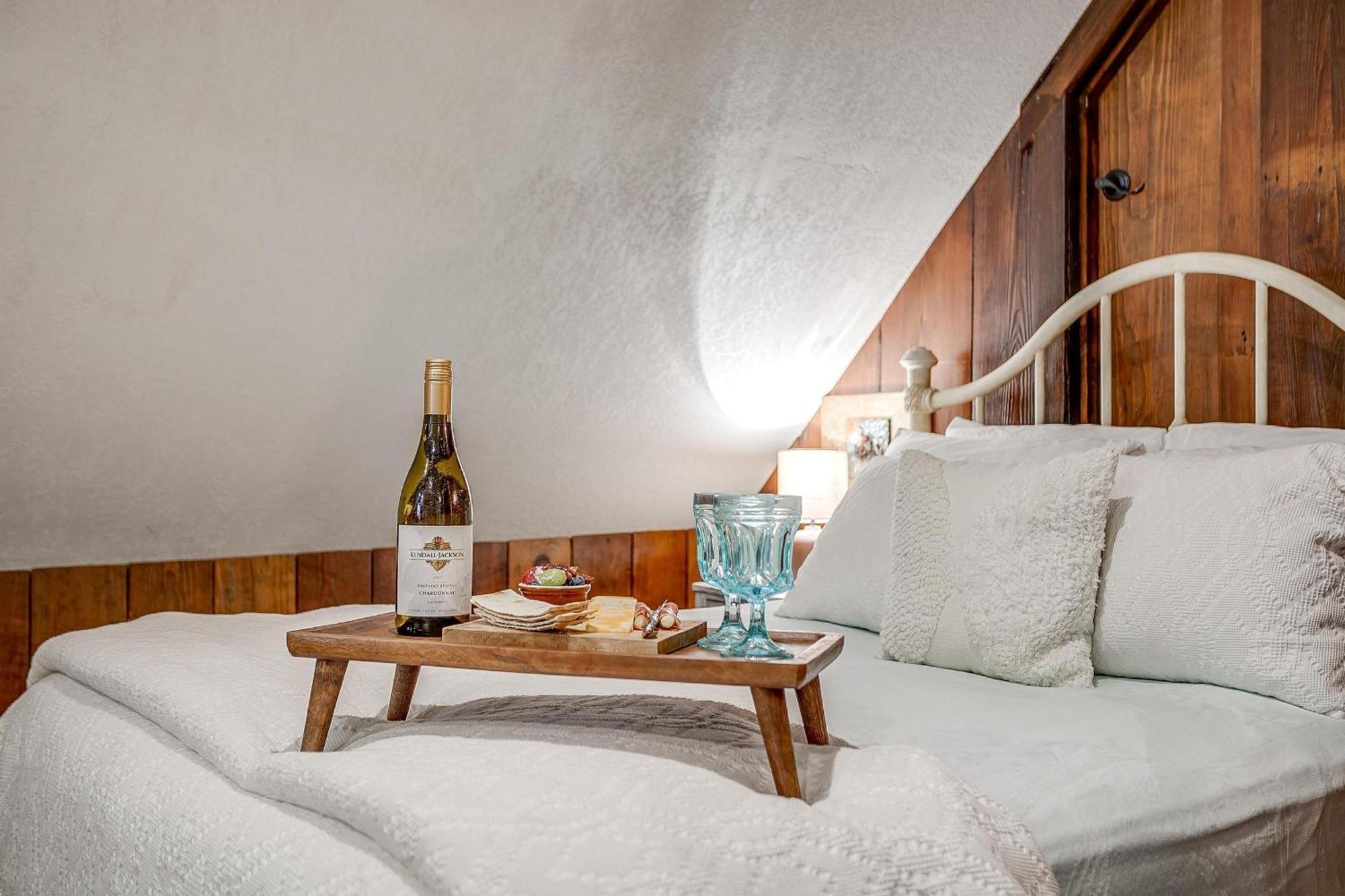 The Gallery House Boutique Hotel Stephenville Exteriér fotografie