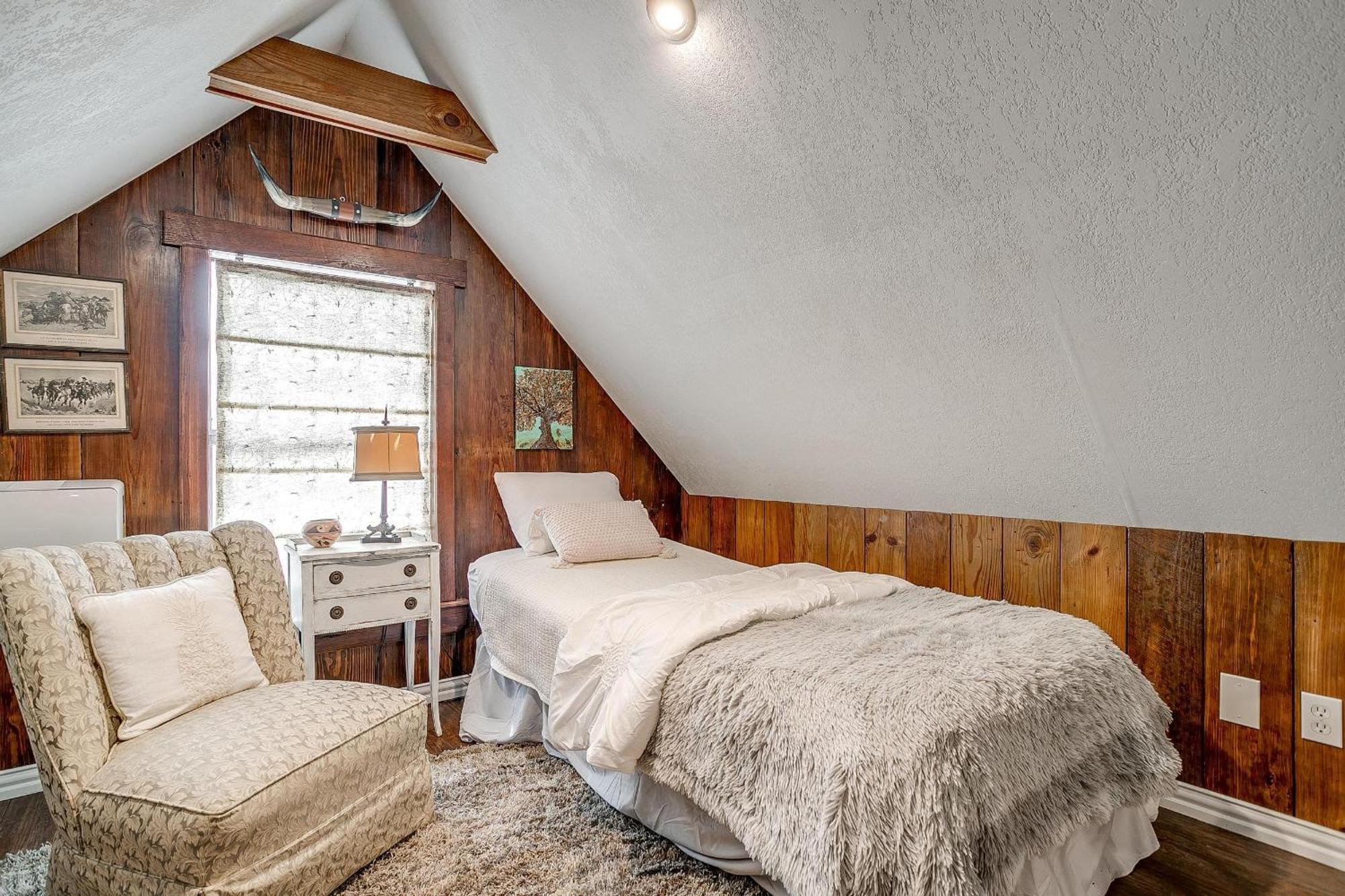 The Gallery House Boutique Hotel Stephenville Exteriér fotografie