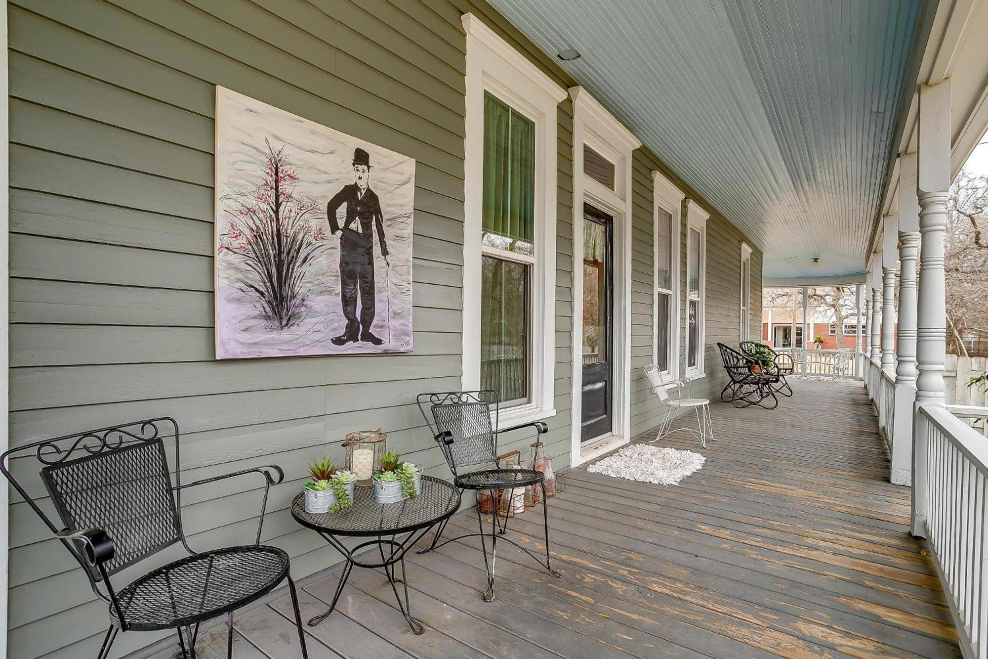 The Gallery House Boutique Hotel Stephenville Exteriér fotografie